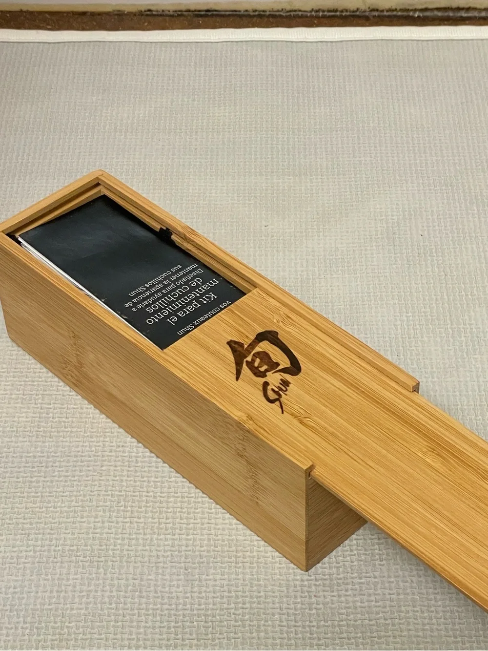 SHUN Knife Care Kit in Bamboo Wooden Box - Maintenance, Remove Tarnish & Rust